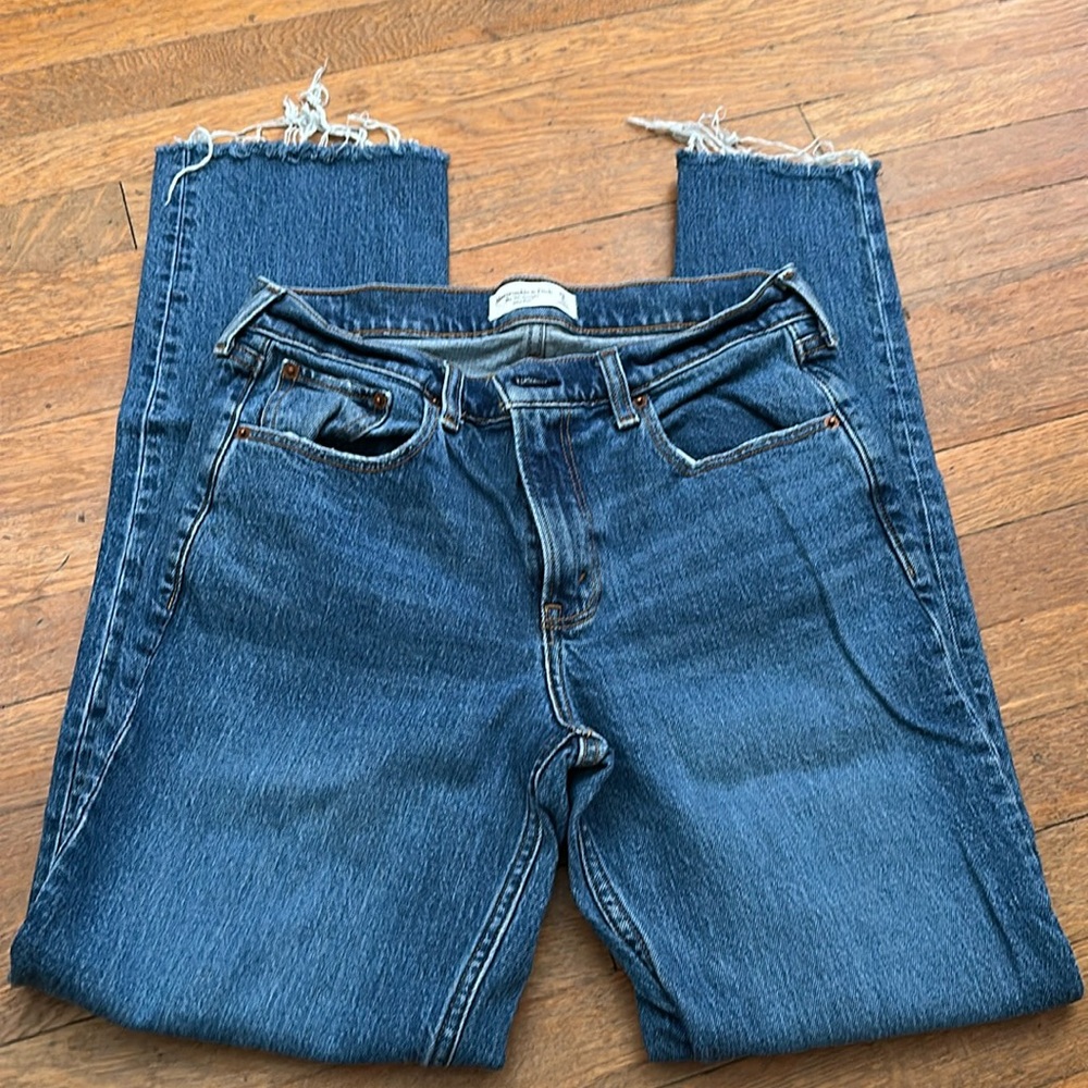 Abercrombie 90s Straight Mid Rise